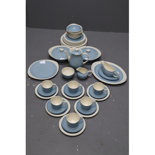 415 - Stunning 45 Piece Wedgwood 1950's 'Summer Sky' Dinner Service which comprises of Six each of Dinner ... 