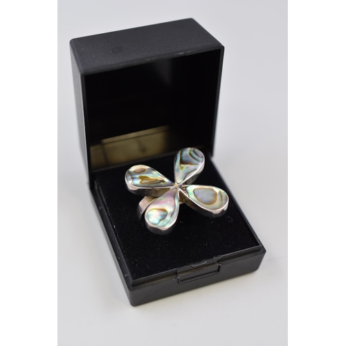 98 - Silver 925 Paua Shell Ring (Size R) Complete with Presentation Box