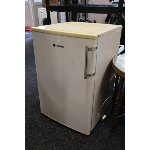 652 - Hoover Undercounter Fridge with Separate Bottom Drawer Storage powers on when tested