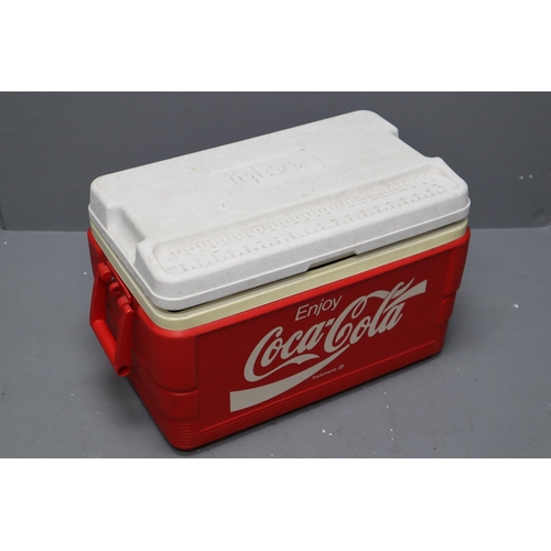 745 - Igloo CocaCola Ice box in original colours, With Safe Catch Measurer