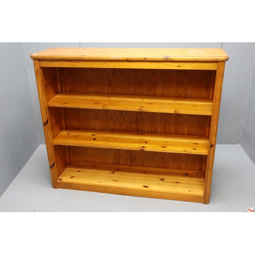 620 - Three Shelf Solid Pine Bookshelf/ Display Unit 47