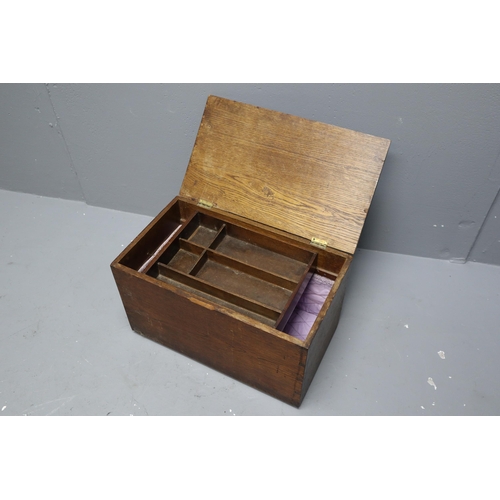 630 - An Edwardian Oak Sewing Box With Removable Tray, Approx 10.5