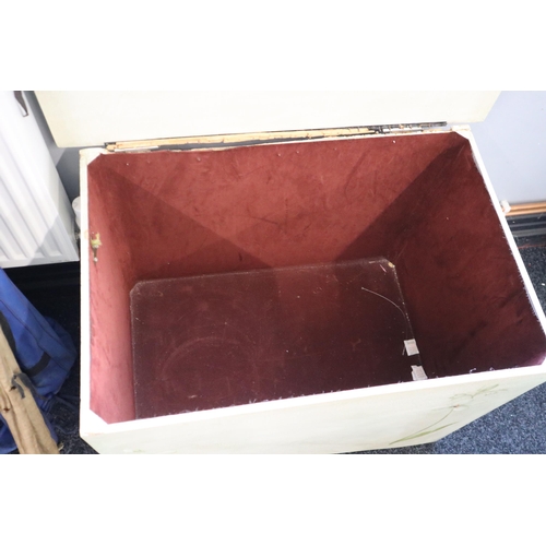 666 - Upcycled Bedding Box with Matching One Drawer One Cupboard Side Unit