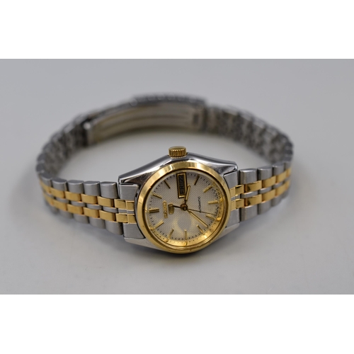 71 - Seiko 5 Automatic Day / Date Ladies Watch (Working)