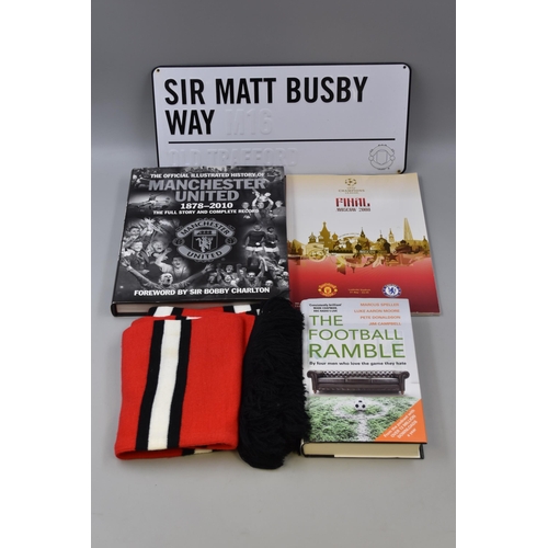 568 - New Manchester Utd Football Scarf, Sir Matt Busby Tin Plate Sign, 2008 Champions League Final Progra... 