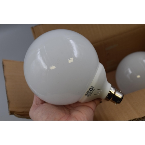 789 - A Pair of 22w Omicron Energy Saving T4 Globe Bulbs With Bayonet Fitting (OMC9904), h180 w130