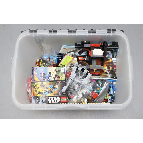 867 - Large Selection of Mixed Lego with Booklets (10.7 Kilograms)