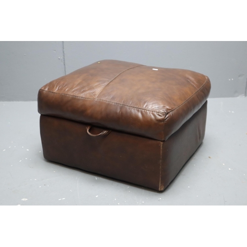 713 - Leather effect poofe (14 x 22 x 25) with storage