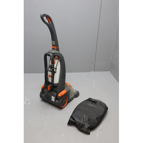 750 - VAX Rapide Ultra Carpet Cleaner with Accessories (Powers On When Tested)