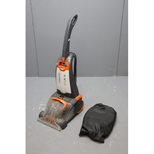 750 - VAX Rapide Ultra Carpet Cleaner with Accessories (Powers On When Tested)