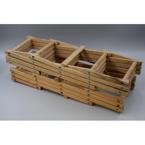 822 - A Pair of Folding Pine Wine Racks, Each Hold 10 Bottles. Approx 58cm x 41cm