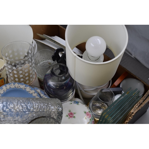 898 - Large Mixed Lot of Quality Ceramic and Glassware to include Modern and Vintage Cups, Glasses, Lamps ... 