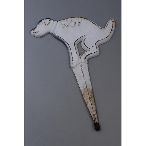 414 - Cast Metal Garden Dog Sign (12