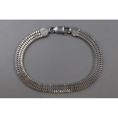 62 - A 925. Silver Bracelet Chain, In Presentation Box. Approx 9.84g