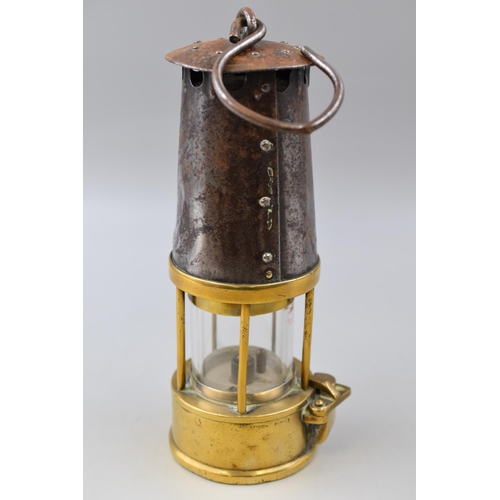 424 - A Brass Mid-Century Eccles 'The Protector Lamp & Lighting' Miners Safety Lamp, Type SL. Approx 2... 