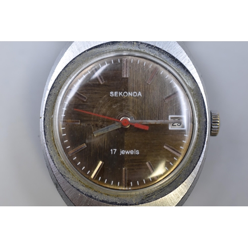 101 - Sekonda 17 Jewels Mechanical 1970s Gents Watch with Elasticated Strap (Working)