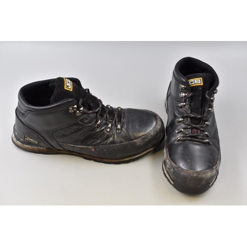 802 - Pair of Good Quality JCB Steel Toe Capped Work boots in size 10 uk