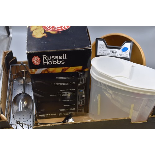 896 - A Selection of Kitchen Items To Include Russell Hobbs Buckingham Coffee Maker (Powers On), Wooden Sa... 