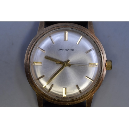 61 - Garrard Mechanical 17 Jewels Gents Watch in Gold 375 (9ct) Case Complete with Leather Strap (Working... 