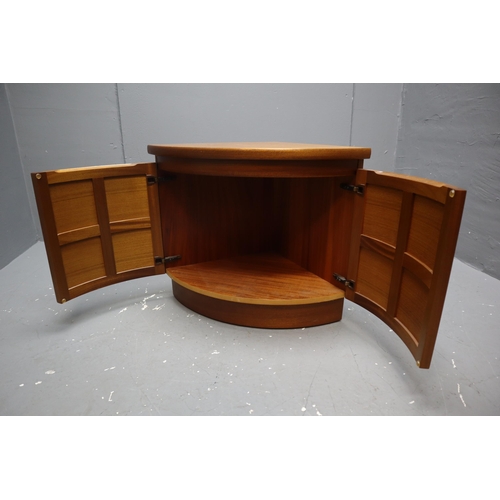 691 - Nathan Squares Teak Corner Unit (20