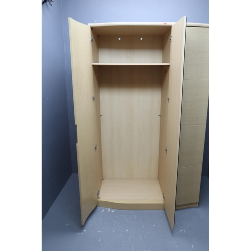 699 - Alstons Synergy wardrobe with three doors (centre being a mirror door) two rails, one short one long... 