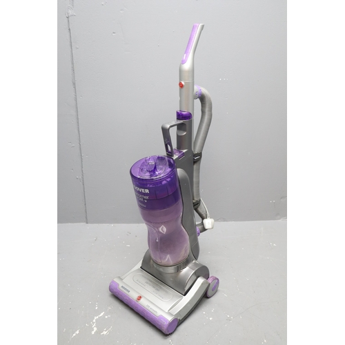 716 - A Hoover 250 Airwatts Performer Pet Vacuum Cleaner. Powers On When Tested