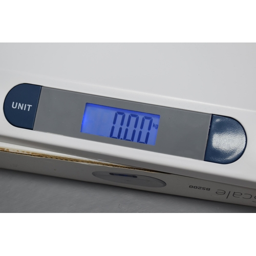 808 - Smart Weigh 20kg Digital Scales (Working)