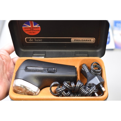 428 - A Selection of Shaving Items To Include A Bayliss For Men Easy Cut and Trimmer Set (Trimmer Powers o... 