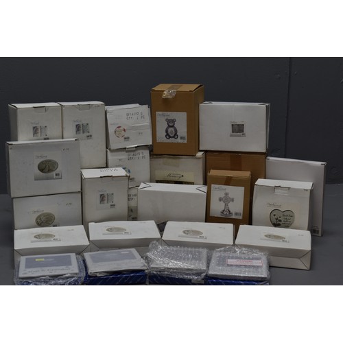 788 - Memorial Items To Include Memory Box, David Fischoff, And More. Mostly Boxed Items, For Various Fami... 