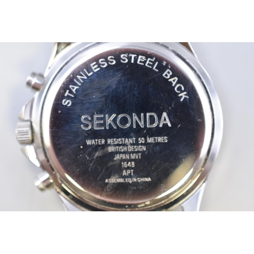 68 - A Sekonda Black Dial With Silver Accents Chronograph Gents Quartz Watch, Working