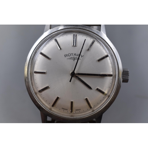 98 - A Rotary Mechanical Gents Watch With Silver Tone Elasticated Strap, Working