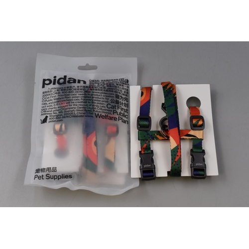 708 - Large Collection of New Pidan Pet Supplies Lead /Harnesses