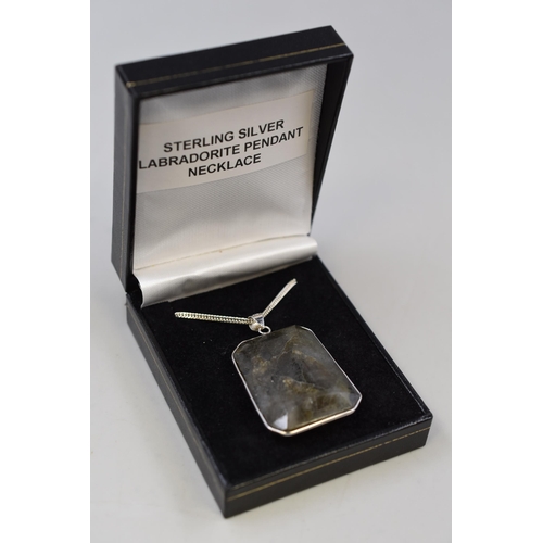 72 - Sterling Silver 925 Labradorite Pendant Necklace Complete with Presentation Box