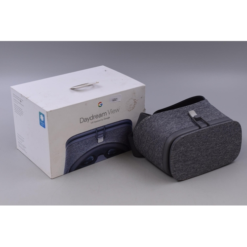 341 - Daydream view vr headset by Google