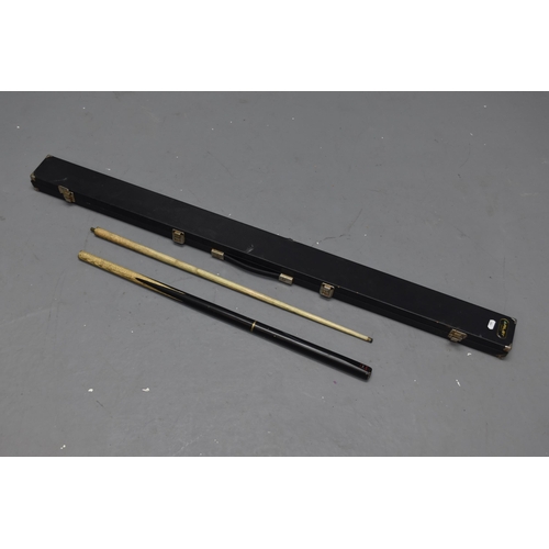 369 - 3 Piece Classic BCE snooker cue with a extension and a chalk with a Riley carry case