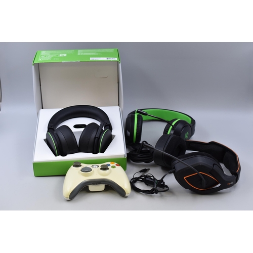 463 - Three Sets of Gaming Headphones With Xbox 360 Controller. Includes Pair of Xbox Headphones AF (1944)... 