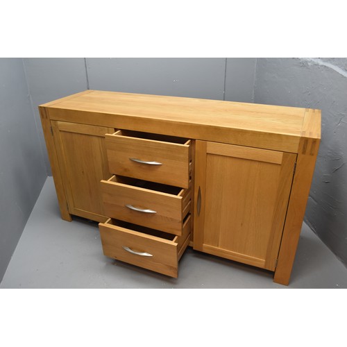 511 - Oak Furniture Land 3 Drawer Large Sideboard (63