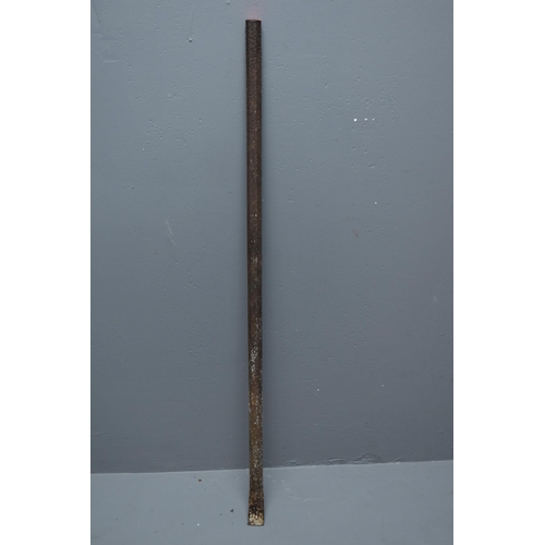 577A - Large Heavy Duty Pry Bar 41.5