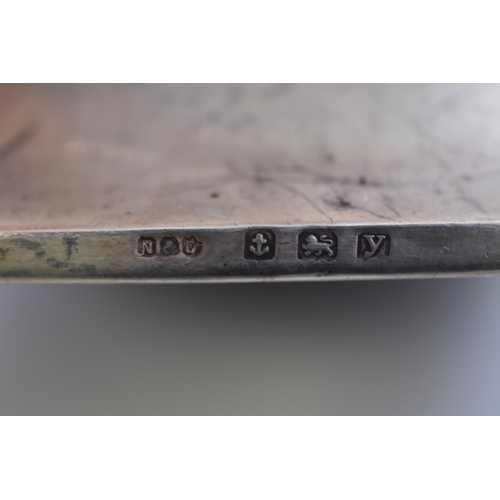 44 - A Hallmarked Napper & Davenport Birmingham Silver Column Candlestick, Circa 1923. Approx 13cm Ta... 
