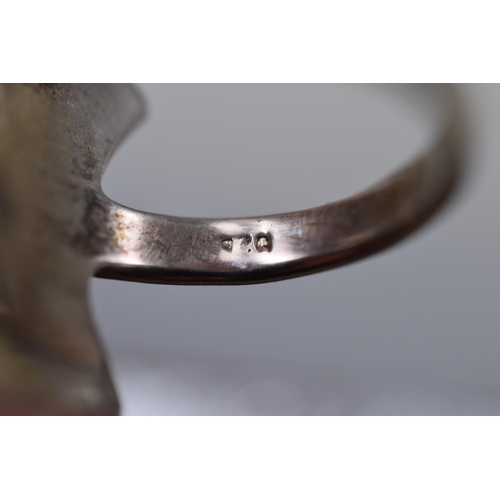 48 - A 925. Silver Mother of Pearl Inlaid Ring, Size Q