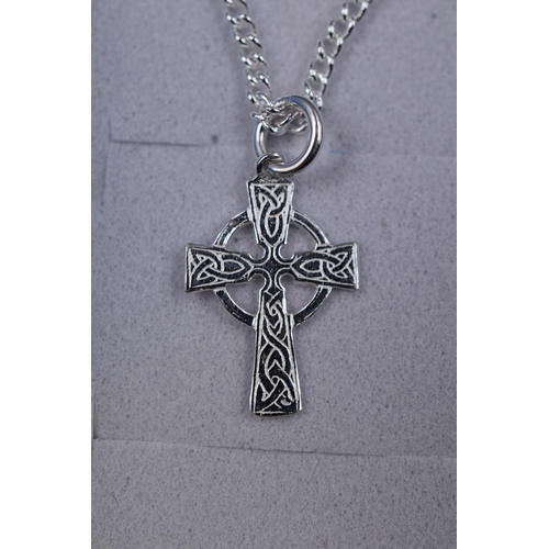 70 - Sterling silver new celtic knot cross pendant & chain, boxed