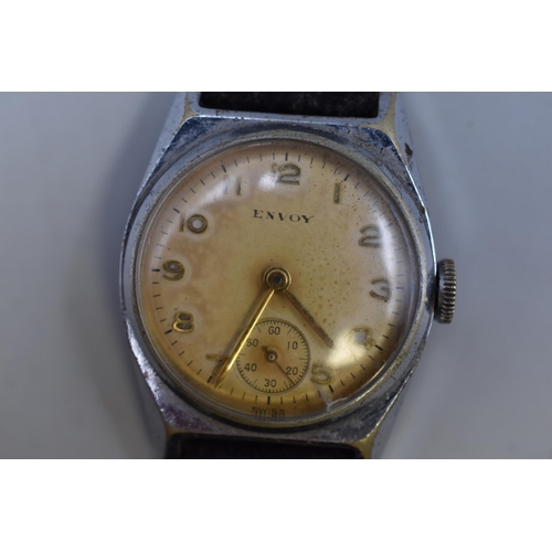 94 - A Vintage Envoy Mechanical Watch, With Leather Strap. Working