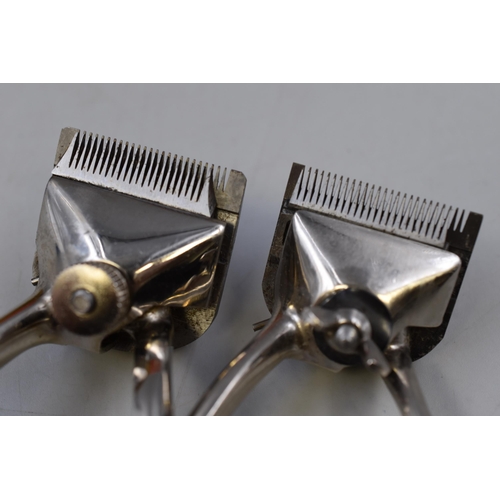 224 - Selection of Vintage Hair Clippers Including Atlas and GENS Solingen