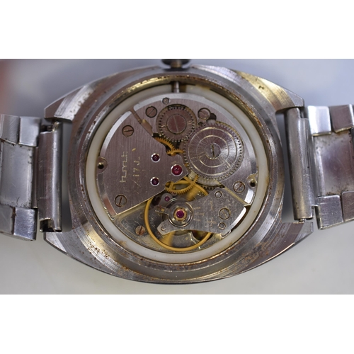 117 - A hmt 17 Jewels Mechanical Gents Watch, Working