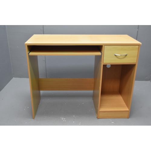 524 - Small computer desk with pullout keyboard shelf and single shelve (29