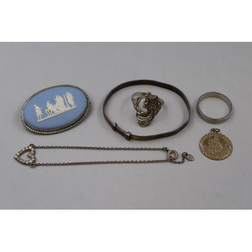 24 - A Selection of Silver Jewellery Items To Include Wedgwood Jasperware Brooch, Childs Adjustable Bangl... 