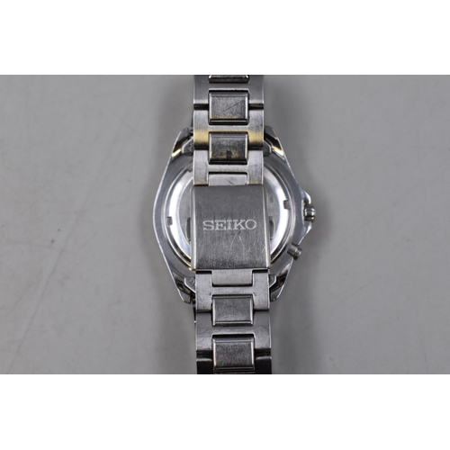 97 - Seiko Kinetic 100m Gents Watch (Working)