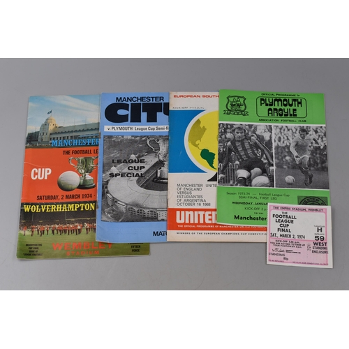 372 - Football Programmes to Include Manchester United ( Of England ) v Estudiantes (Of Argentina) Footbal... 