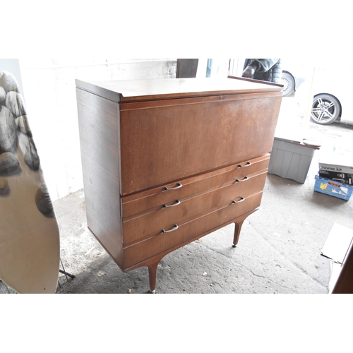 462 - Mid century Meredew style bureau (44