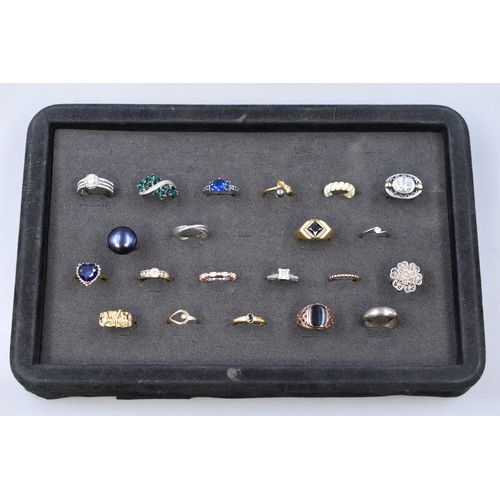 66 - Selection of 21 Designer Finger Rings